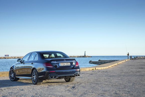 Mercedes-AMG E63: 