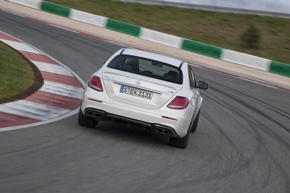 Mercedes-AMG E63: 
