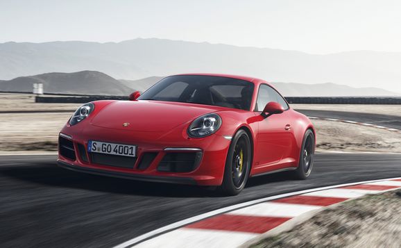 Nya Porsche 911 GTS får turbomotor – svenska priser