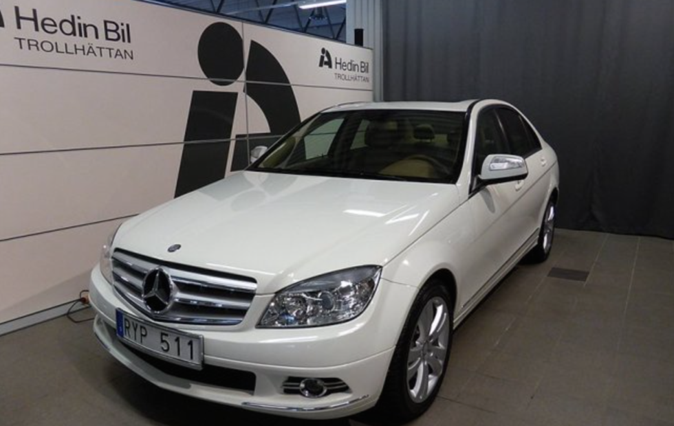 Skrotklassad Mercedes hos auktoriserad säljare