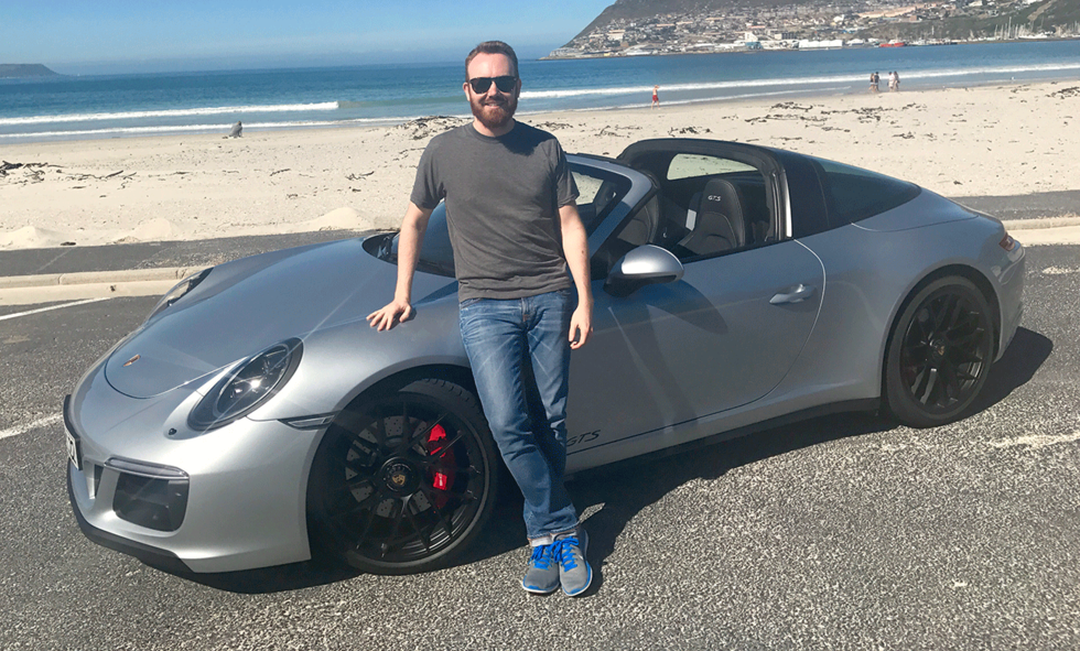 Vi provkör två grymma Porschar – både el och sport