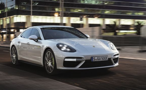 Porsche har skapat världens starkaste hybridbil