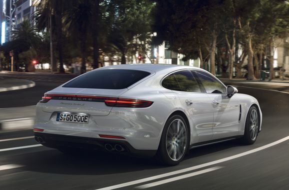 Porsche har skapat världens starkaste hybridbil