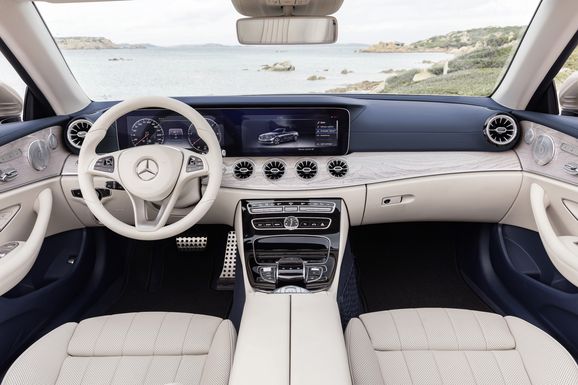Äntligen: Nya Mercedes E-klass Cabriolet är här