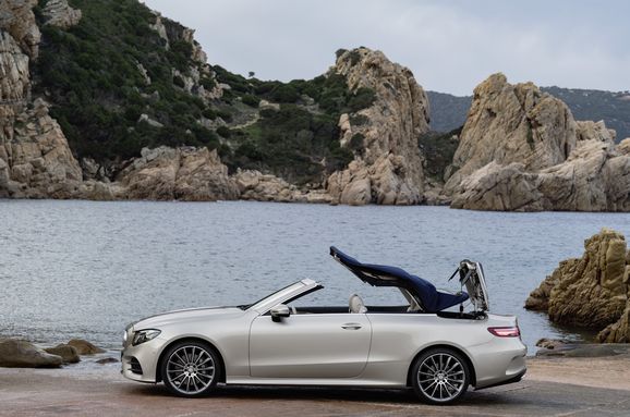 Äntligen: Nya Mercedes E-klass Cabriolet är här