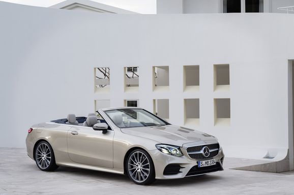 Äntligen: Nya Mercedes E-klass Cabriolet är här