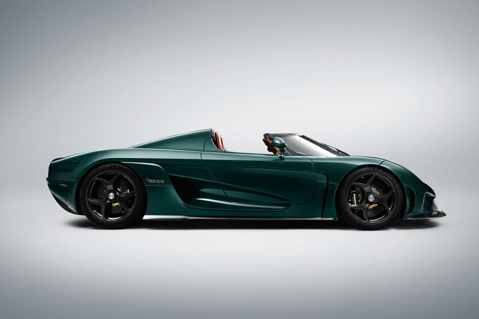 Första två Koenigsegg Regera redo att levereras