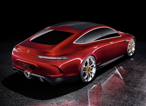 Fyrdörrars Mercedes-AMG GT utmanar Panamera