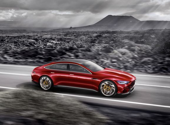 Fyrdörrars Mercedes-AMG GT utmanar Panamera