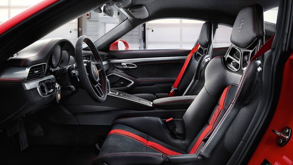 Porsche 911 GT3 får ett lyft, 500 hk och svenskt pris