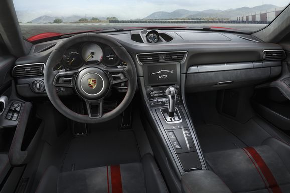 Porsche 911 GT3 får ett lyft, 500 hk och svenskt pris