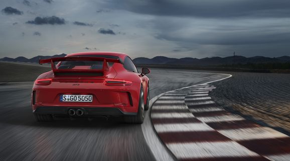 Porsche 911 GT3 får ett lyft, 500 hk och svenskt pris