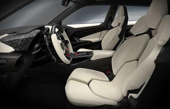 Vi kollar in nya supersuven: Ser ut som en jättestor Aventador