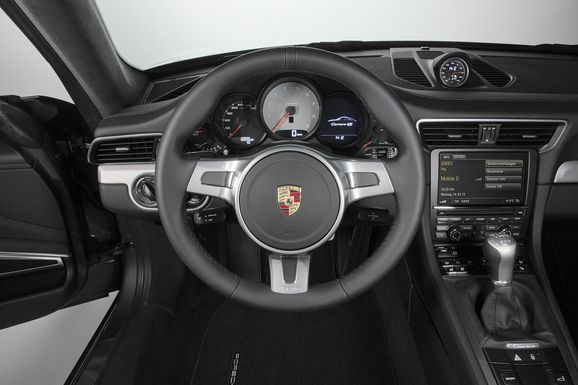Porsche 911 har vuxit – men är bilden sann?