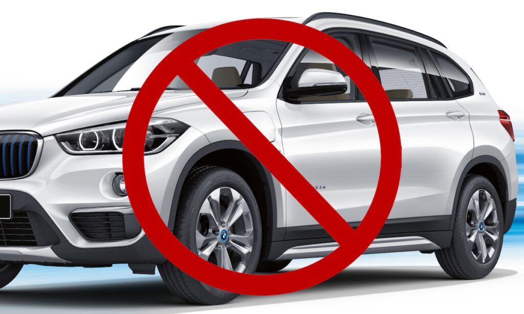 BMW X1 xDrive (AI text)