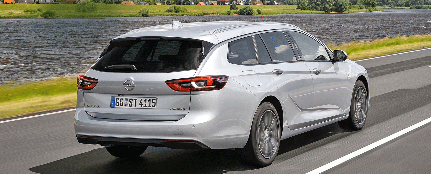 Utsträckt kan man kalla Opel Insignia Sports Tourer, nu en fem meter lång, rymlig kombi.