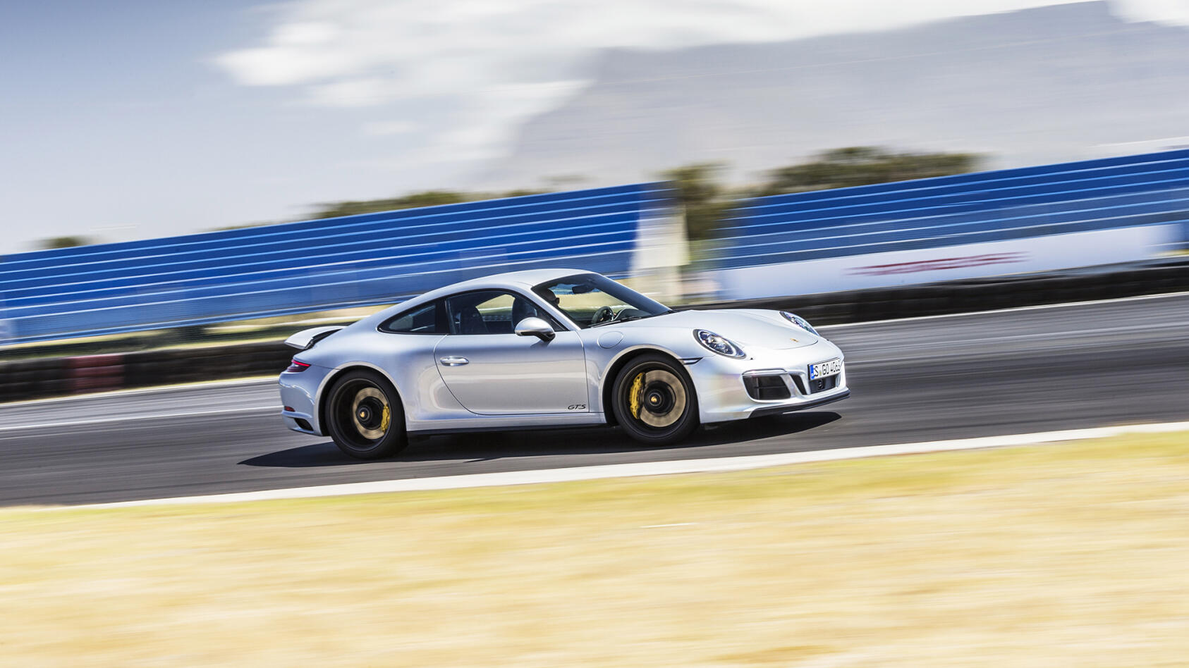 Banan byggdes redan 1949 och ligger drygt två mil norr om Kapstaden i Sydafrika. Den är 3 267 meter lång och har totalt nio kurvor. Själva utformningen är inte särskilt teknisk. Den största utmaningen består istället i att asfalten är ganska ojämn, vilket sätter bilars chassin och förares koncentration på prov.