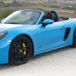 20-tumsfälgar från Carrera S är standard. Keramiska bromsar (med gula ok) kostar dock bara en till två procent av 718-kunderna på sig.