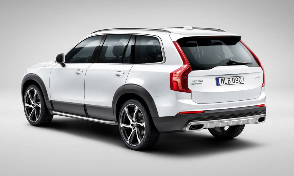 Volvo XC90 SUV i vitt (AI text)