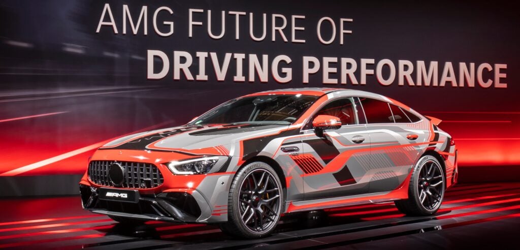 En förhandstitt på en framtida laddbara version av Mercedes-AMG GT fyrdörrars coupé.