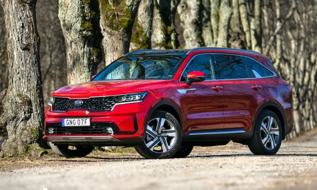 Oavsett el- eller bensindrift är Sorento fyrhjulsdriven.