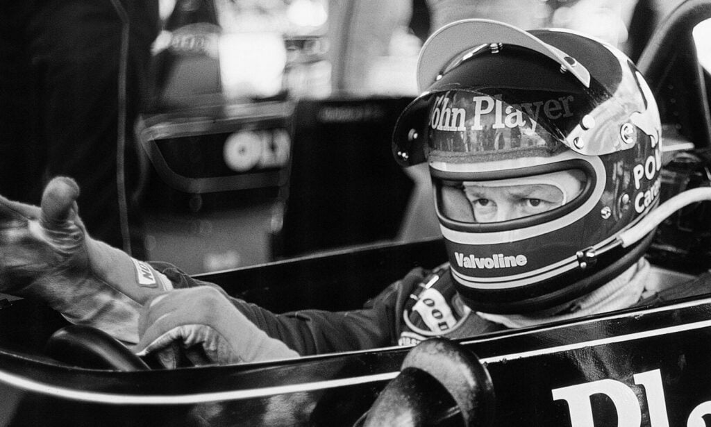 Ronnie Pettersson inför F1-loppet i Anderstorp 1978. Han omkom i ett annat lopp senare samma år.