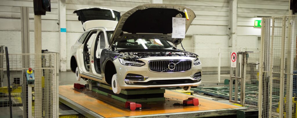 På Torslandafabriken byggs det normalt sett dagligen omkring 1.250 bilar av Volvos SPA-plattformsbaserade 60- och 90-serier.