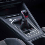 Volkswagen Golf GTI kan fortfarande beställas med manuell växellåda.