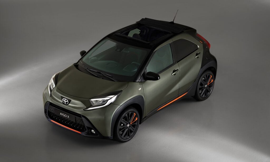 Lanseringsutgåvan Toyota Aygo X Limited Edition kommer med ett fällbart tygtak.