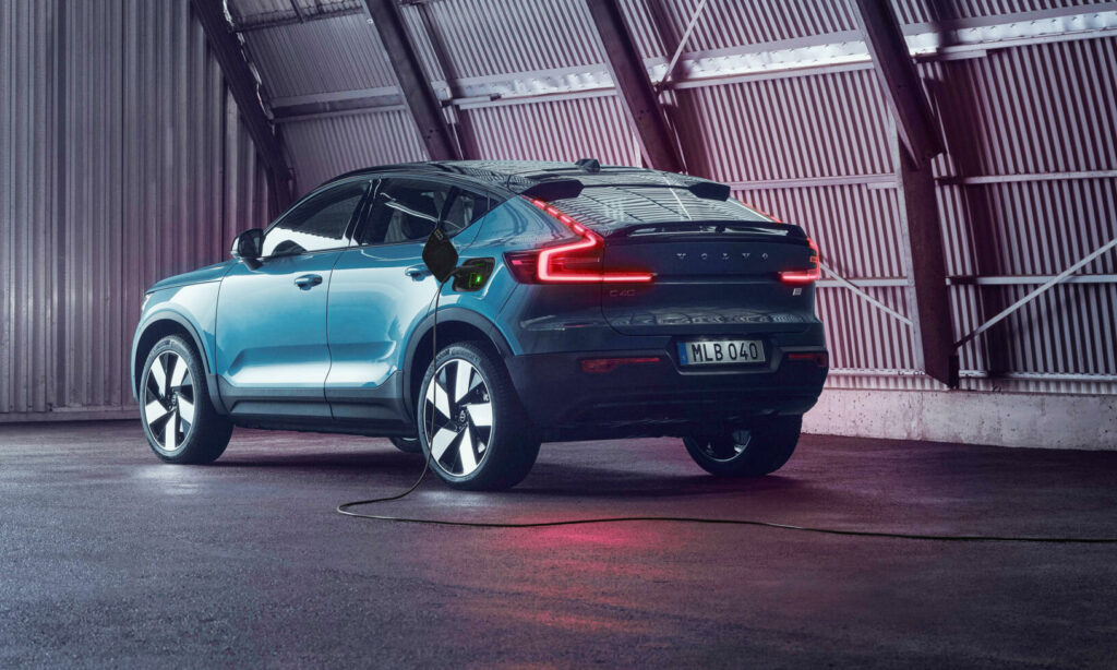 Volvos elbilar står för en försvinnande liten andel av alla registerade bilar. De är på trettondeplats bland elbilarna.