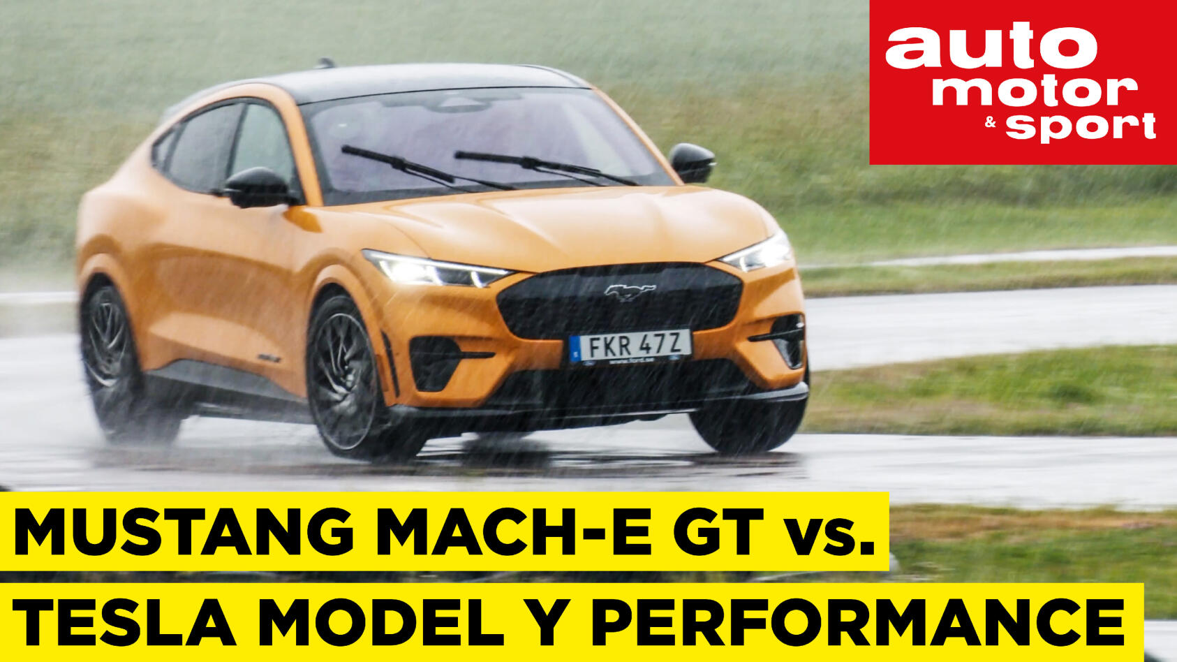 I det senaste avsnittet av vår populära serie Förnuft & Känsla kör radarparet Alrik och Peder två riktigt potenta eldrivna familjebilar på Ös-We Ring!