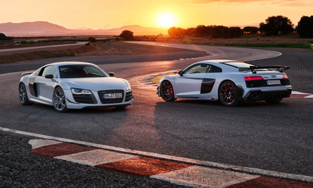 Audi R8 V10 GT RWD har bakvinge och frontsplitter i kolfiber.