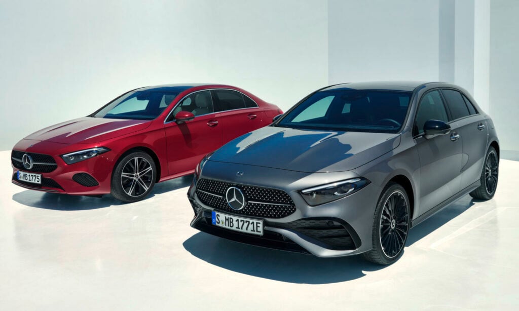 Mercedes A-klass (på bild) och B-klass är nu "helt elektrifierade", enligt tillverkaren. Någon helt eldriven variant är det dock ännu inte tal om.