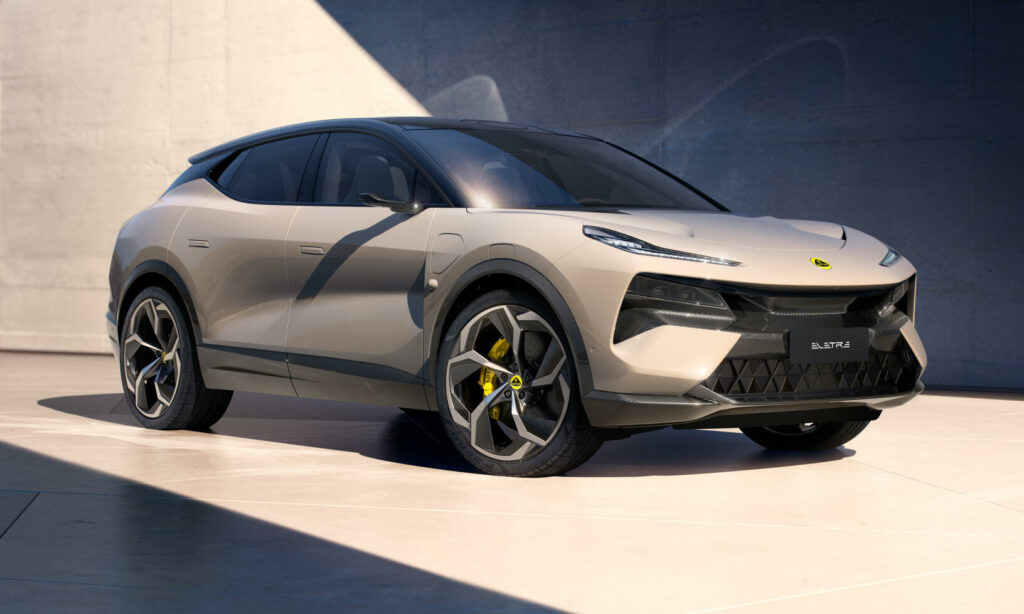 De tidigare lågviktsmästarna Lotus har lovat en tjänstevikt på ”under 2 ton” för sin bjässe Eletre. Det har dock fortfarande inte bekräftats.