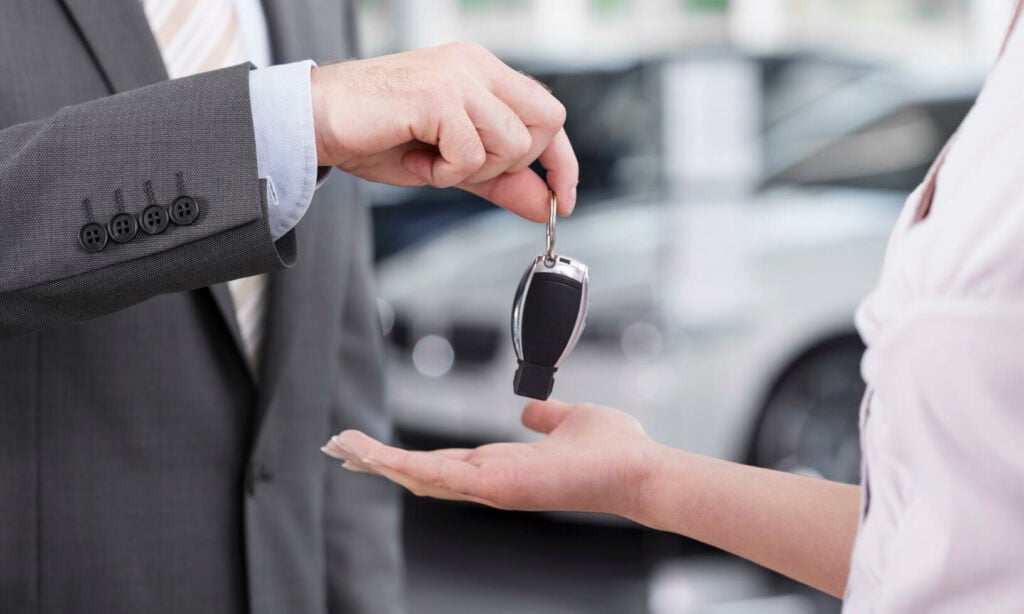 Konsumentverket ska ”inom kort påbörja en förnyad granskning av privatleasingvillkor”, säger juristen Charlotte Söderlund på myndigheten till Carup.