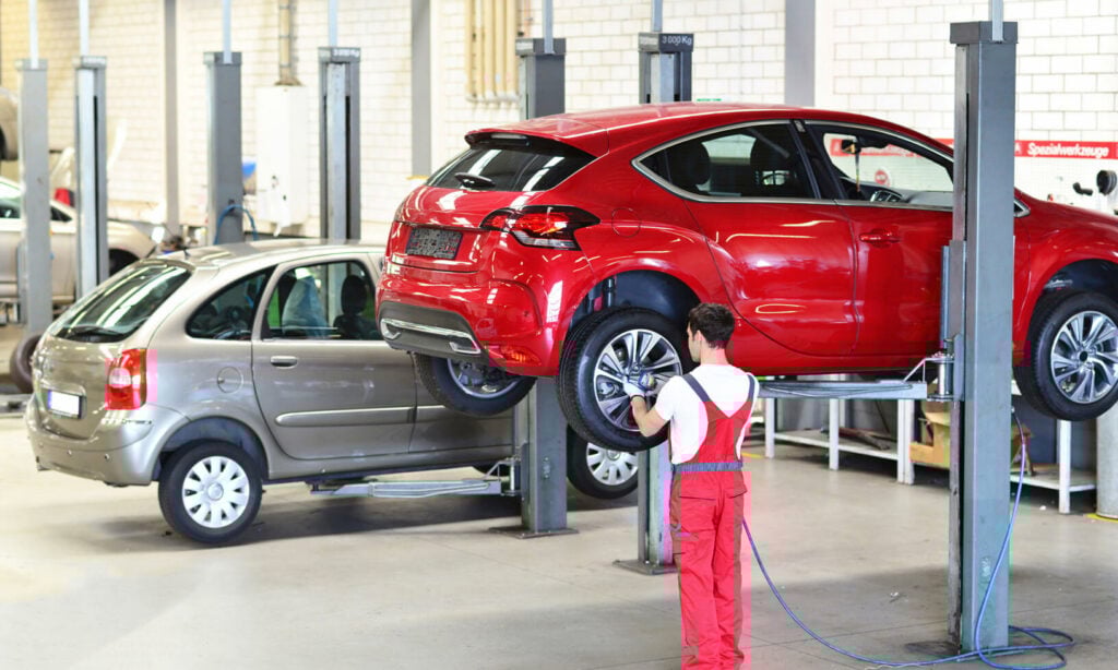 Tyck till i vår enkät: Hur bra är märkesverkstäderna?