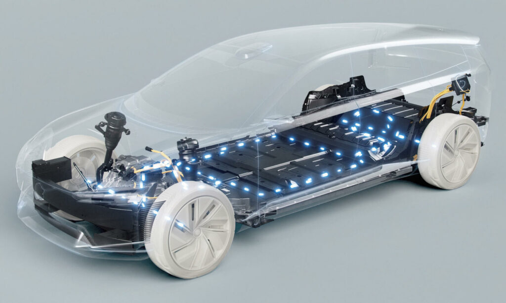 En bil med genomskinligt chassi. (AI text)