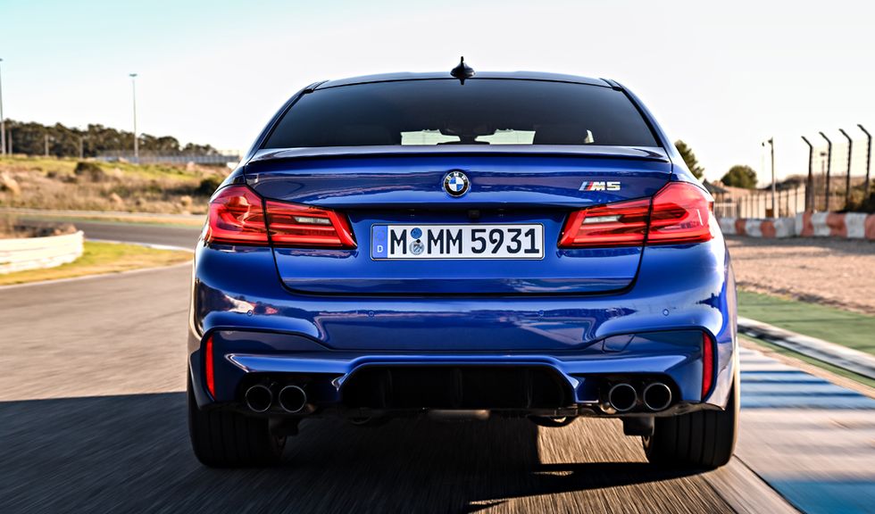 Nya BMW M5 är här – mest kraftfulla någonsin med intelligent M xDrive fyrhjulsdrift