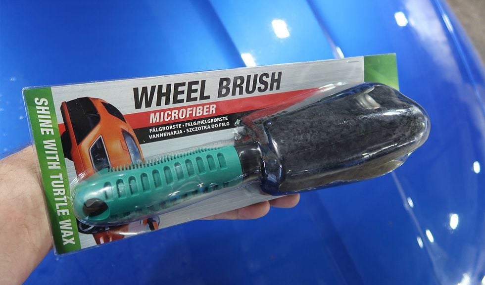 Turtle Wax Redline är en supereffektiv fälgrengöring utan risker – som ”pratar” med färgindikator