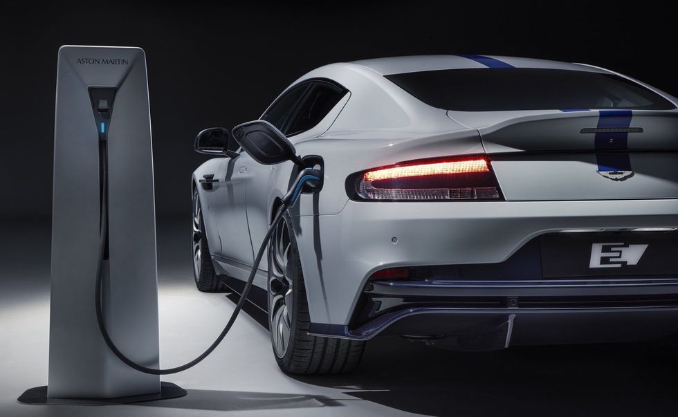 Nya lyxelbilen – en tio år gammal relik: 