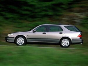 Saab 9-5 fyller 25 år – en familjebil av förträffligt snitt