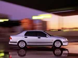 Saab 9-5 fyller 25 år – en familjebil av förträffligt snitt