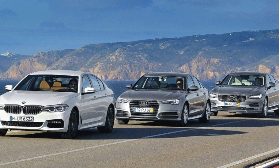 BMW X5 xDrive (AI text)