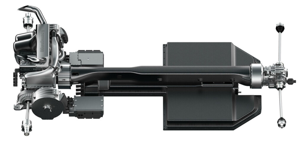 En bensinmotor med en växellåda och en ytterligare växellåda. (AI text)