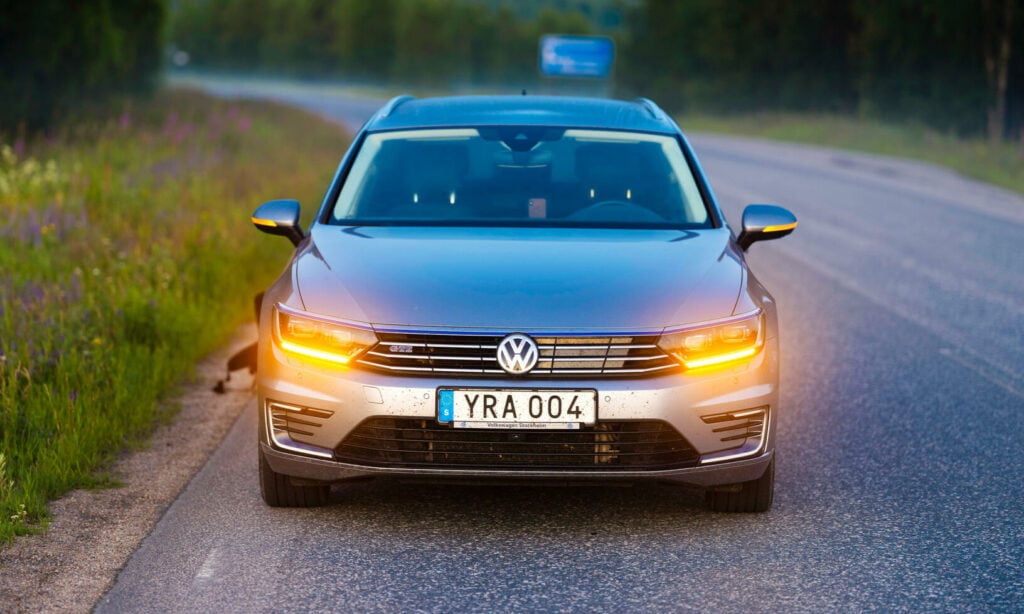 Visst kan en laddhybrid användas miljösmart; ”Jag tankade senast den 1 april”, skriver fotoreportern.