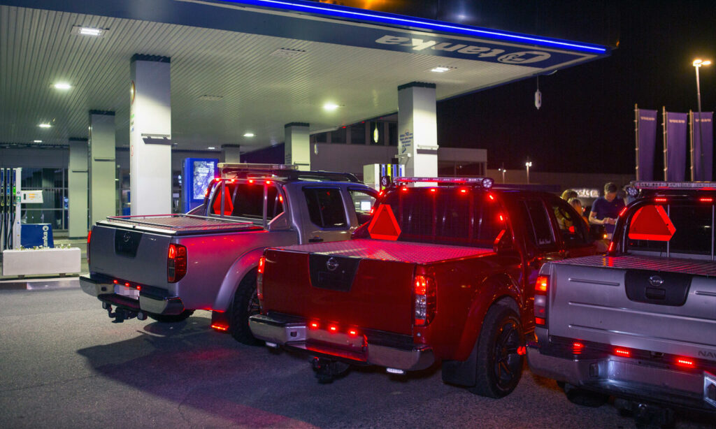 Höj hastigheten för A-traktorer till 45 km/h och kräv ett särskilt körkort, skriver chefredaktören.