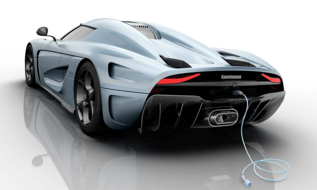 Världens snabbaste vinterbil? Koenigsegg Regera har 1 521 hästar och 2 000 Nm.