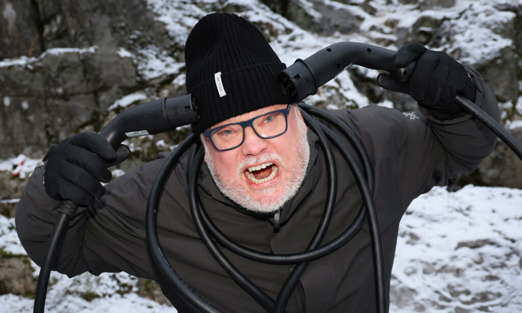 Laddstrul gjorde Magnus relativt korta resa till Söderhamn ”lika dryg som att köra till Skåne”, som sonen summerade det.