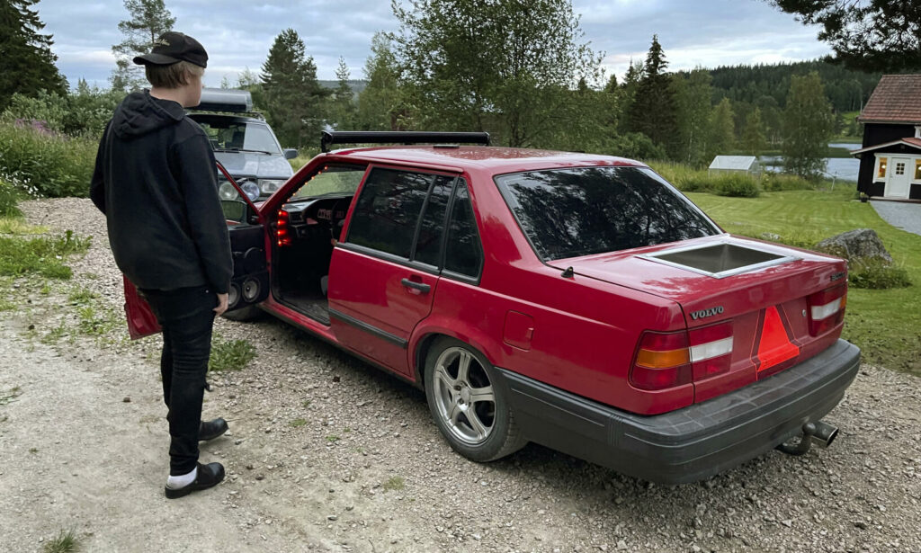 A-traktor är ofta ändrade jämfört med andra fordonsslag, konstarerar Bilprovningens besiktningsansvarige Per-Anders Blommefors. Personen på bilden har inget med texten att göra.