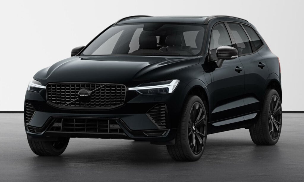 Volvo XC90 SUV med svart inredning (AI text)